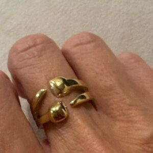 18k yellow gold plated Uno de 50 ring - size 9